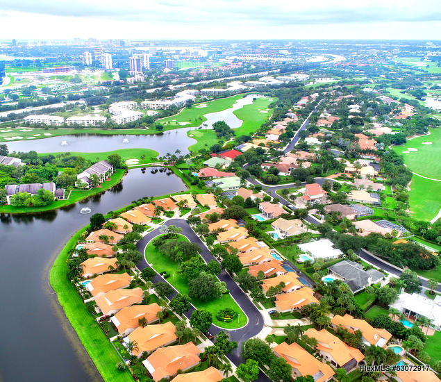 2602 Mohawk Circle West Palm Beach, FL 33409 - Photo 2 of 39