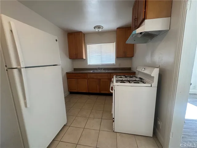 $990,000 | 422 North Glenn Avenue, Fresno, CA 93701