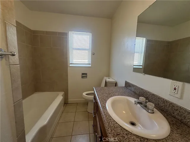 $990,000 | 422 North Glenn Avenue, Fresno, CA 93701