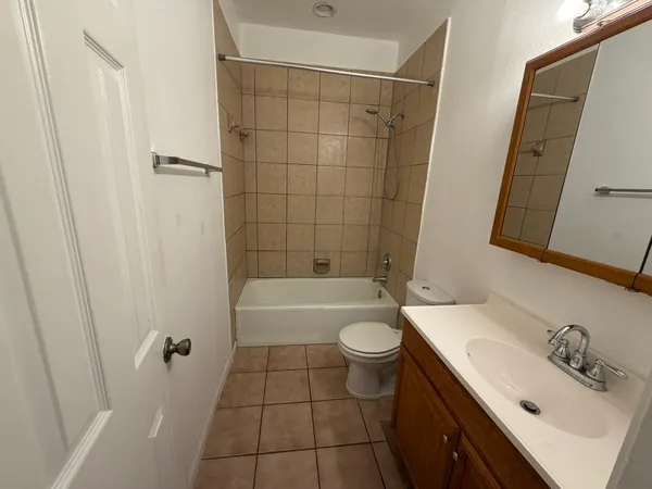 $900 | 310 Pat Garrison Street, Unit 3A, San Marcos, TX 78666