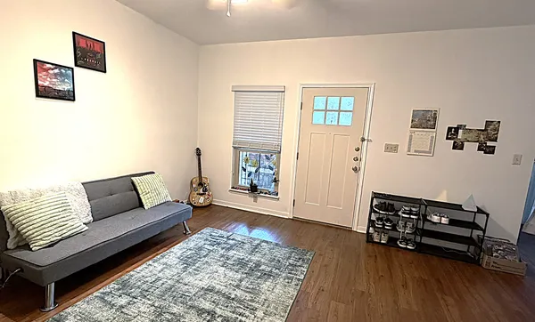 $900 | 310 Pat Garrison Street, Unit 3A, San Marcos, TX 78666
