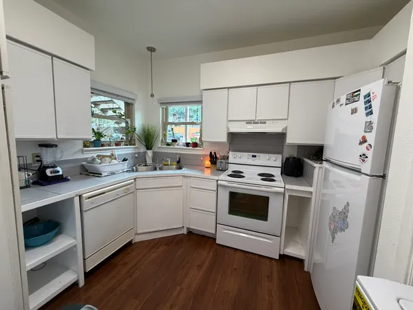 $900 | 310 Pat Garrison Street, Unit 3A, San Marcos, TX 78666