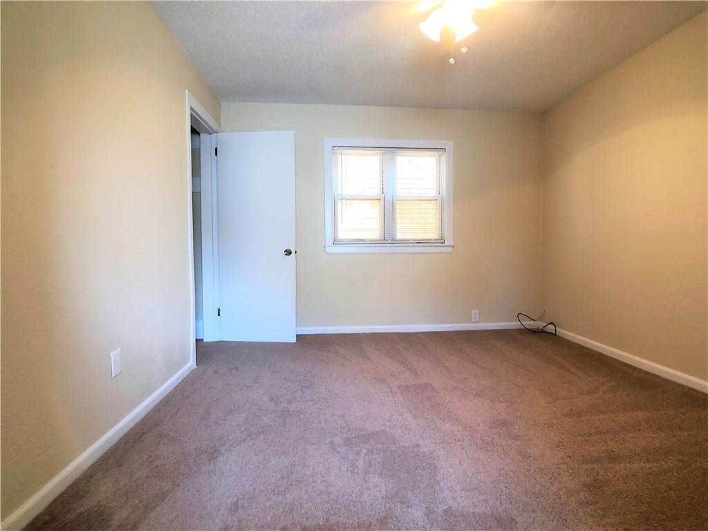 433 Augusta Street Pittsburgh, PA 15211 - Photo 15 of 21 an empty room with a window