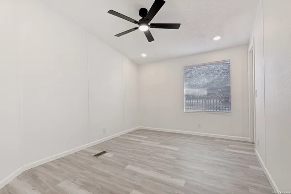 $225,000 | 5111 Savannah Woods, Von Ormy, TX 78073