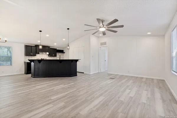 $225,000 | 5111 Savannah Woods, Von Ormy, TX 78073