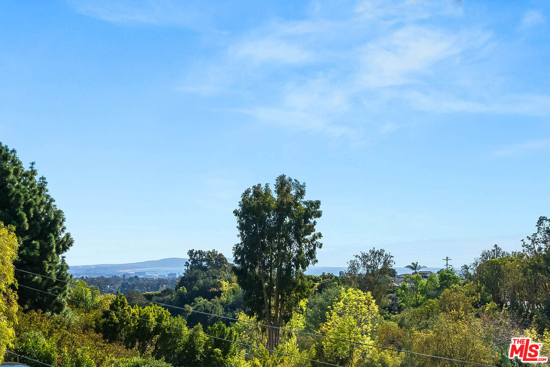 1348 Marinette Road Pacific Palisades, CA 90272 - Photo 35 of 50
