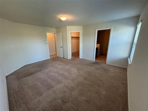 $2,000 | 2258 Bryant Lane, Fate, TX 75189