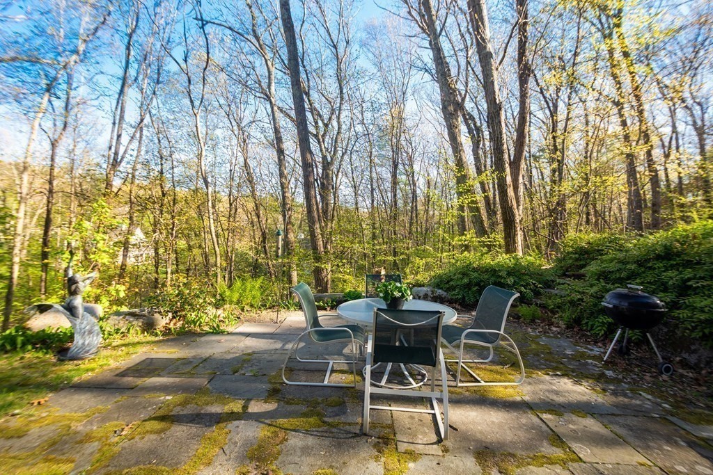 21 Oak Meadow Road Lincoln, MA 01773 - Photo 27 of 31