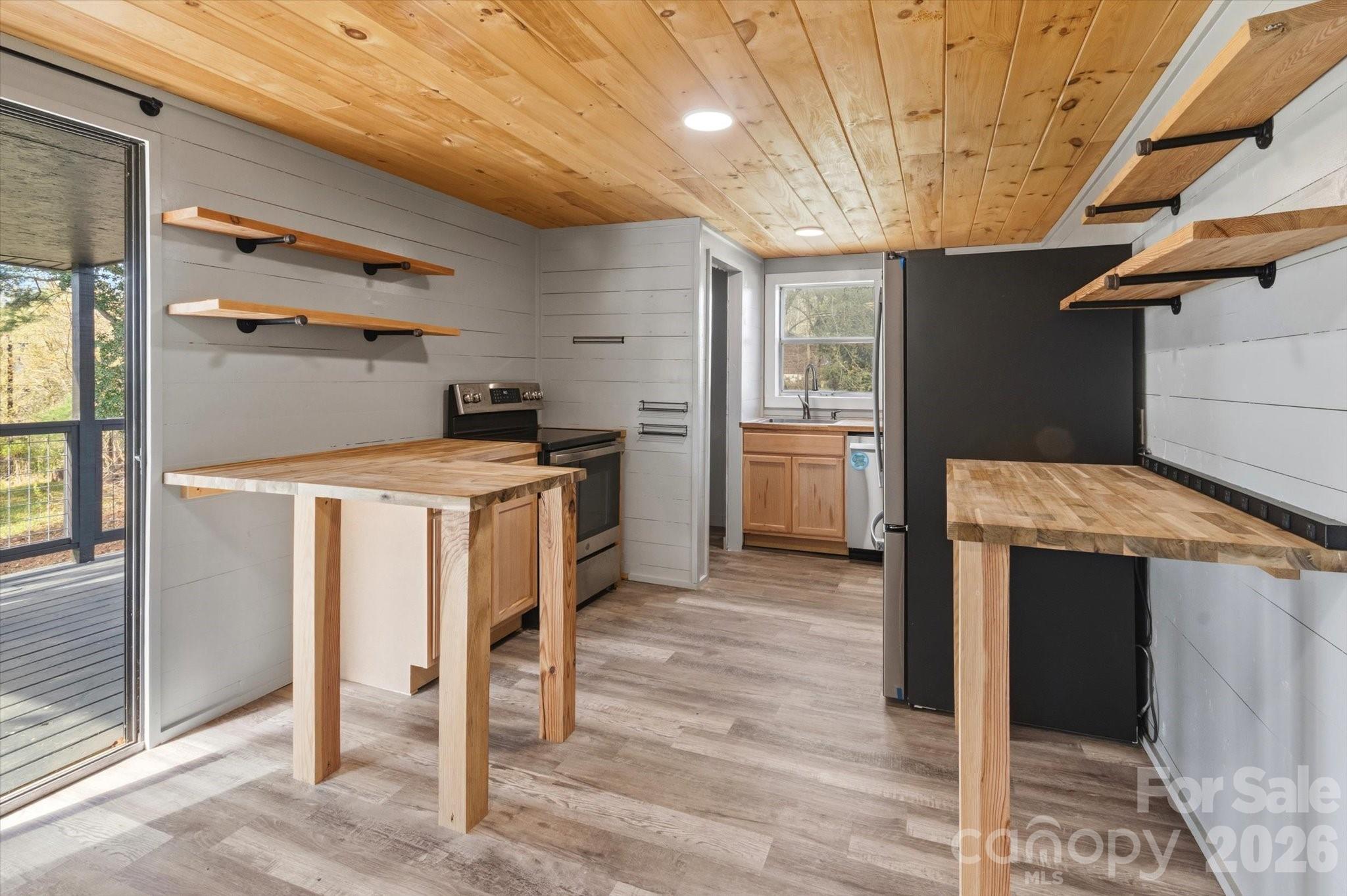 75 Old Macedonia Road Asheville, NC 28804 - Photo 5 of 42