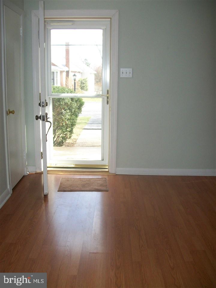 1004 Wilhelm Road Harrisburg, PA 17111 - Photo 2 of 15 Gallery Image 2