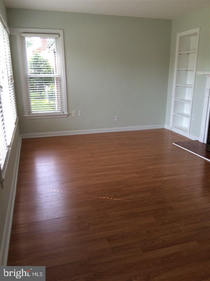 1004 Wilhelm Road Harrisburg, PA 17111 - Photo 3 of 15 Gallery Image 3
