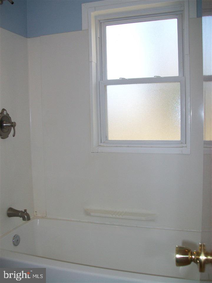 1004 Wilhelm Road Harrisburg, PA 17111 - Photo 8 of 15 Gallery Image 8