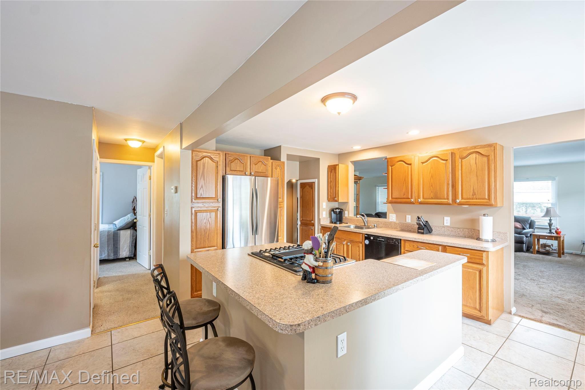 2583 Harrison Avenue Rochester, MI 48307 - Photo 4 of 31 Kitchen.3