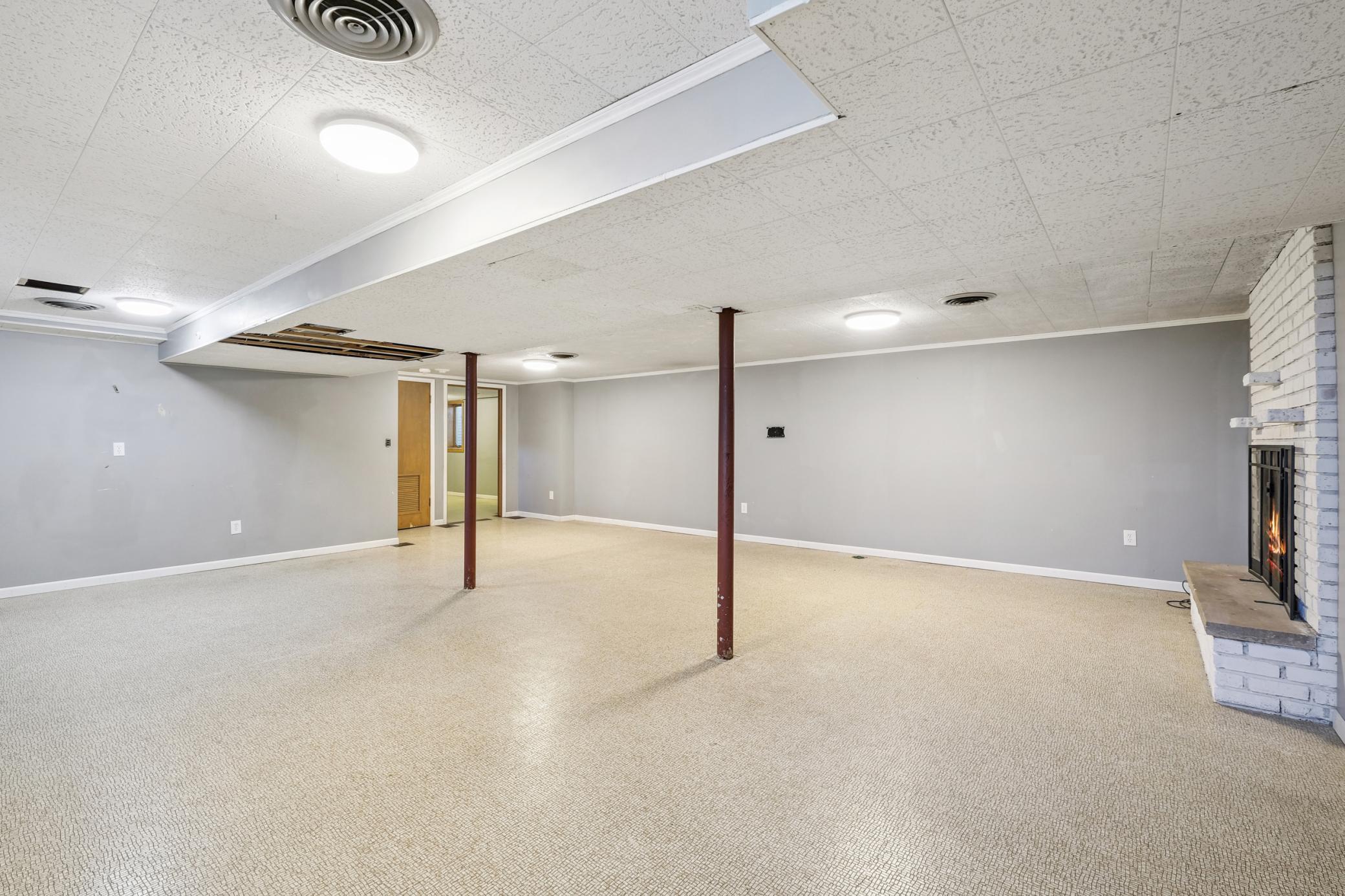 4828 Valley View Road Edina, MN 55424 - Photo 14 of 28