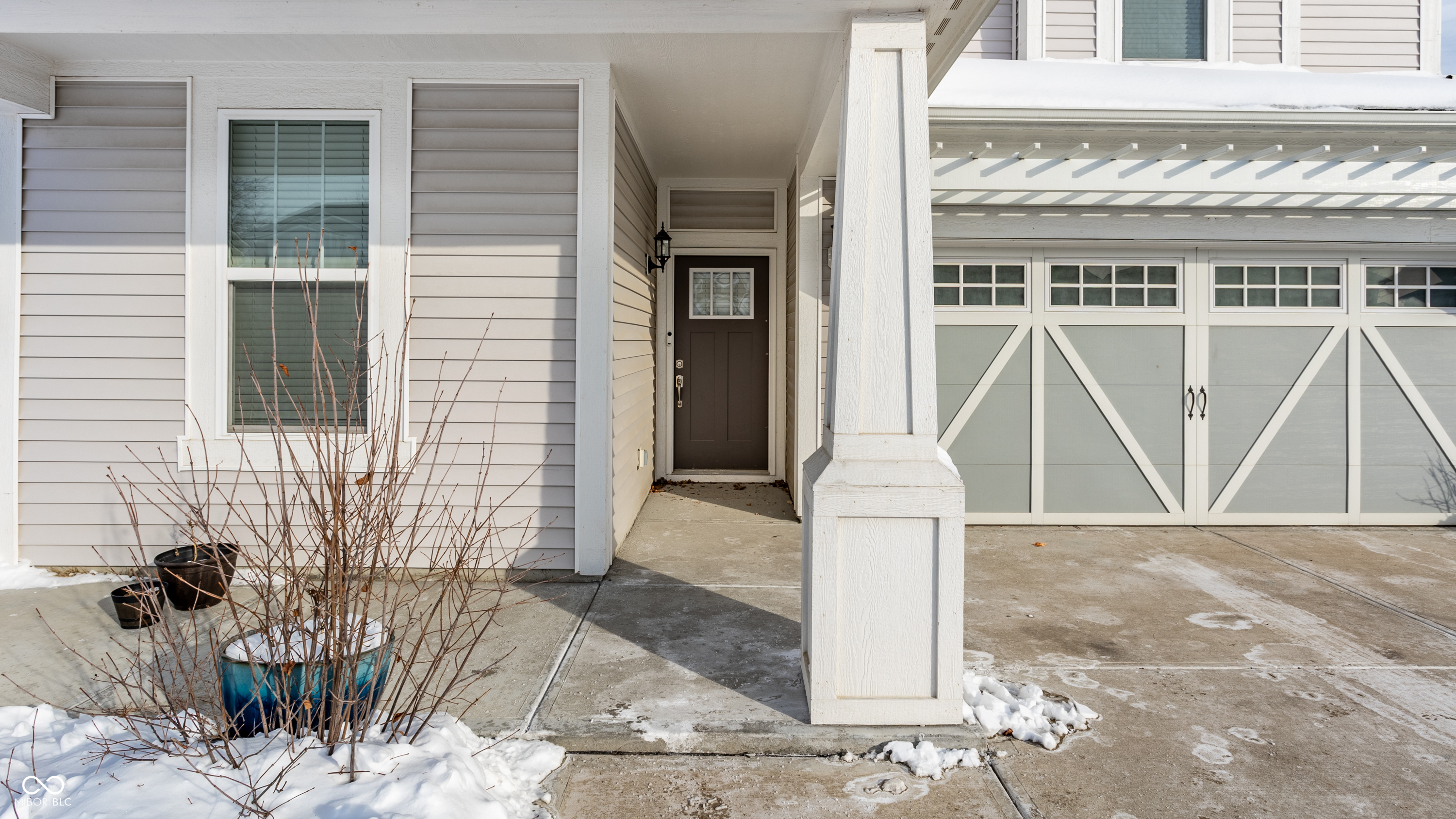 6672 Seabiscuit Road Whitestown, IN 46075 - Photo 2 of 38