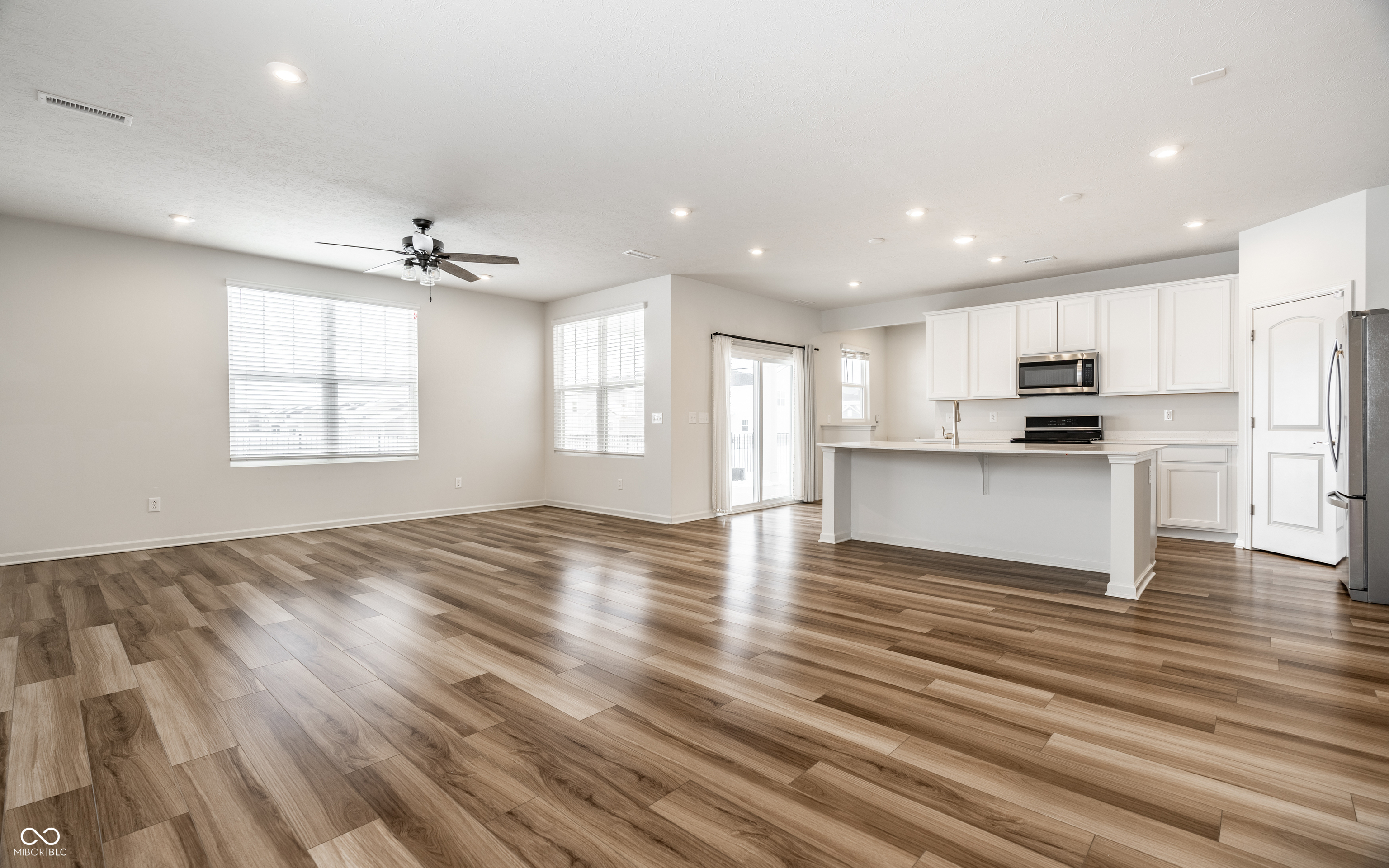 6672 Seabiscuit Road Whitestown, IN 46075 - Photo 8 of 38