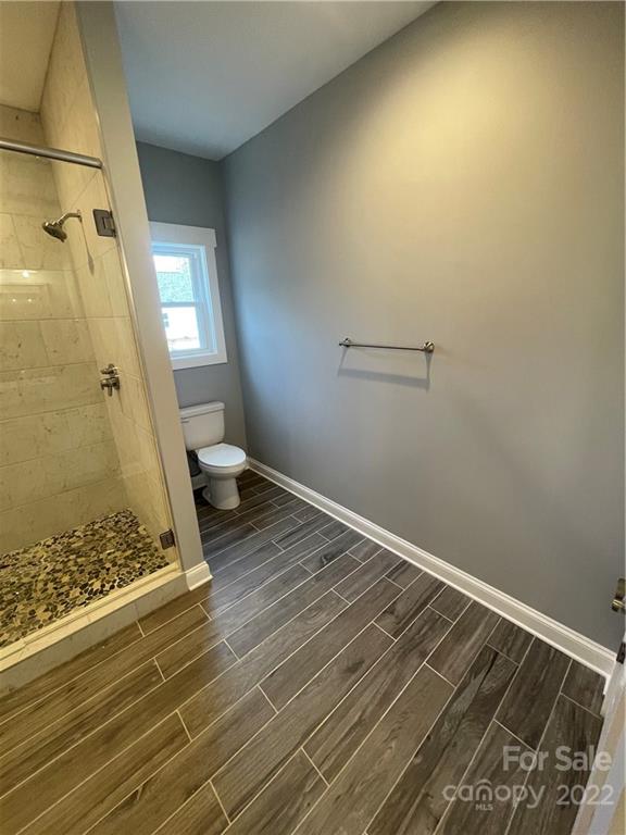 580 Crescent Road Salisbury, NC 28146 - Photo 37 of 38 a bathroom with a sink and a shower