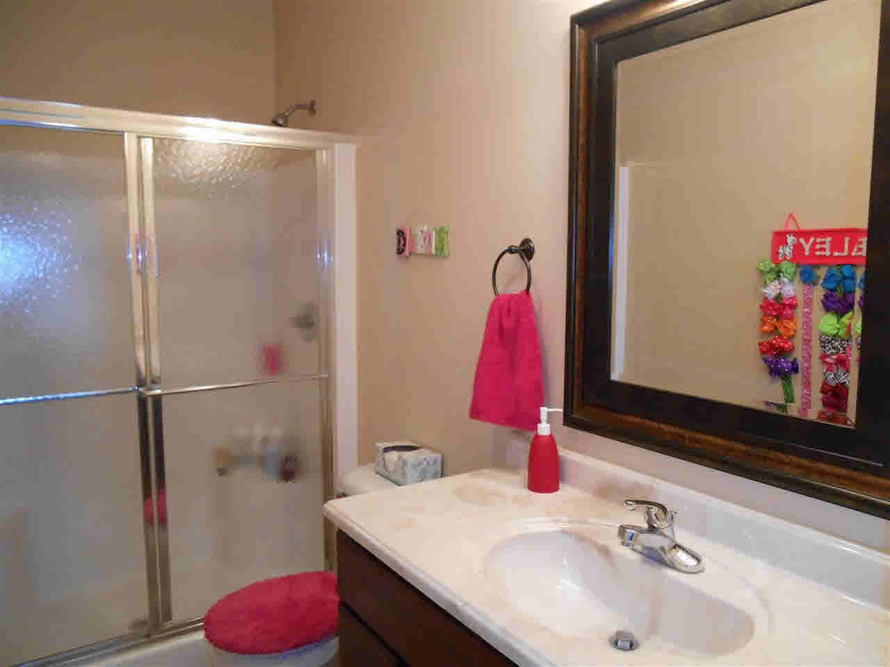 5829 Judge Road Bettendorf, IA 52722 - Photo 20 of 24 Gallery Image 20