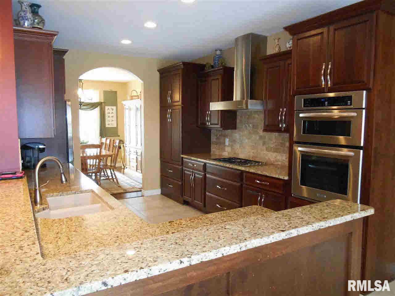 5829 Judge Road Bettendorf, IA 52722 - Photo 7 of 24 Gallery Image 7