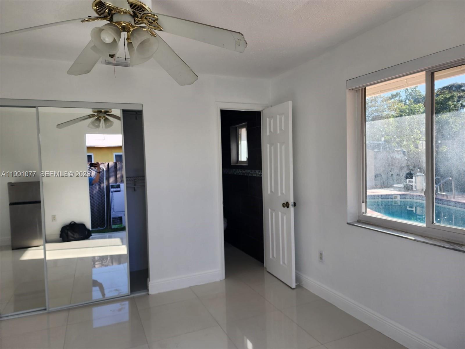 16101 Southwest 97th Avenue, Unit SIDE/STUDIO Miami, FL 33176 - Photo 5 of 10