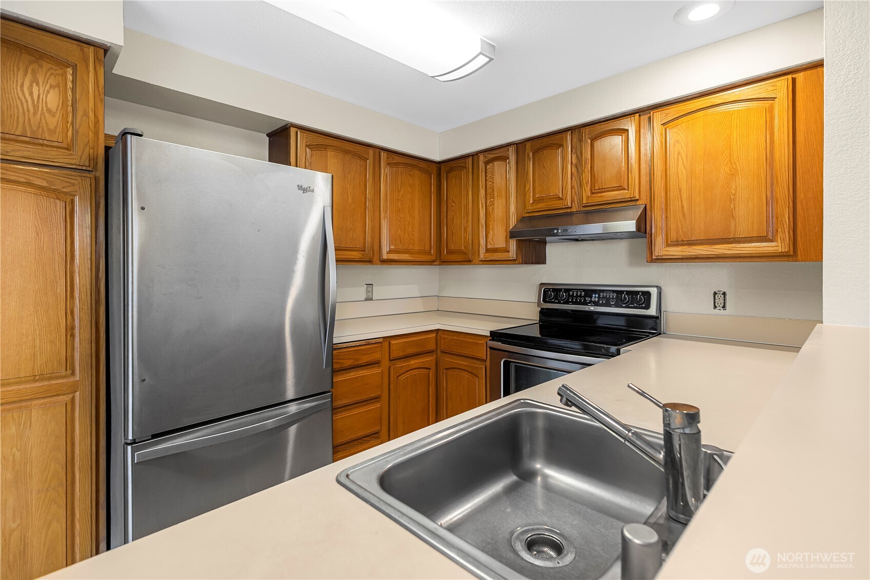 1301 South Puget Drive, Unit A16 Renton, WA 98055 - Photo 11 of 29