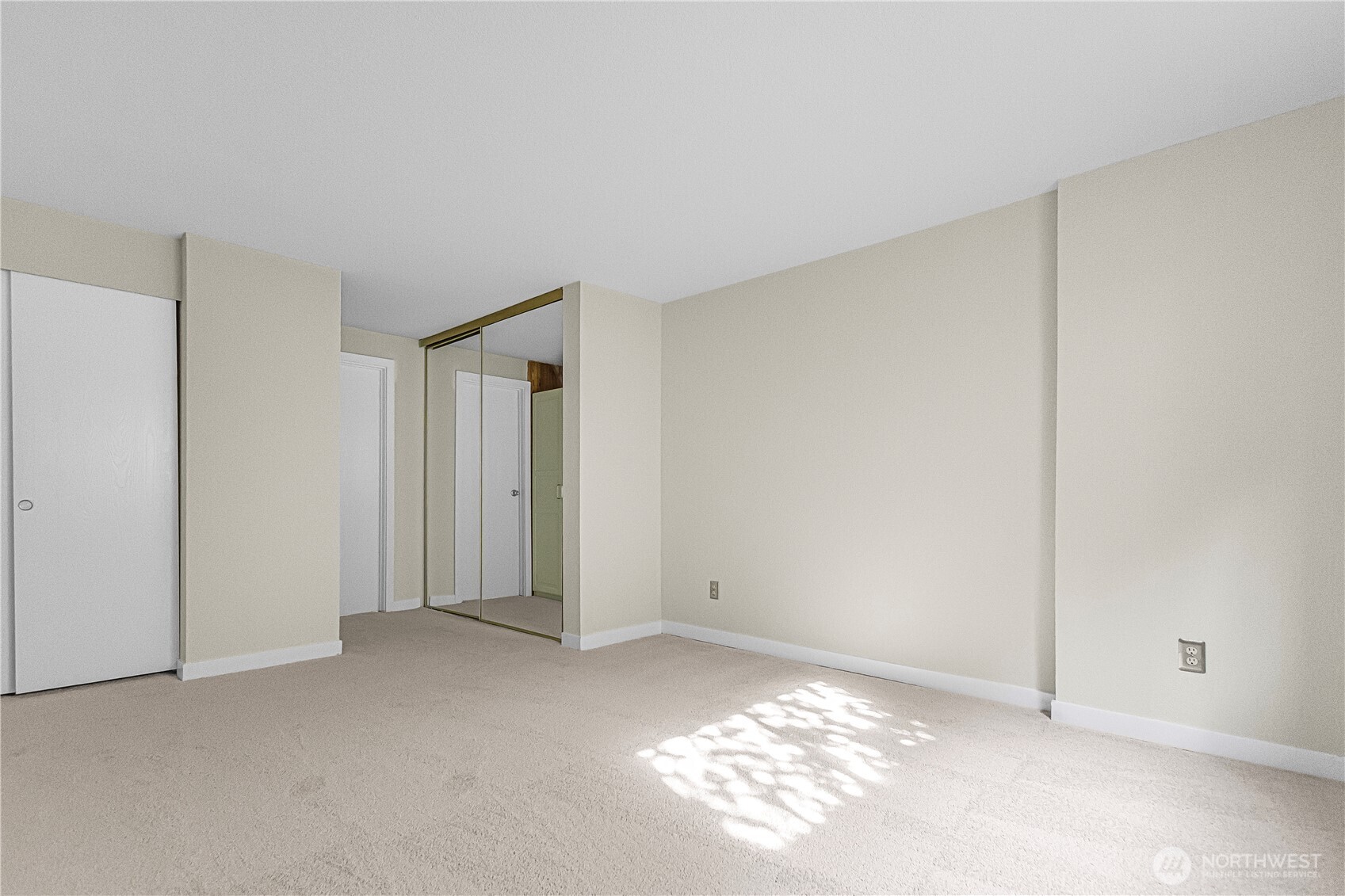 1301 South Puget Drive, Unit A16 Renton, WA 98055 - Photo 15 of 29