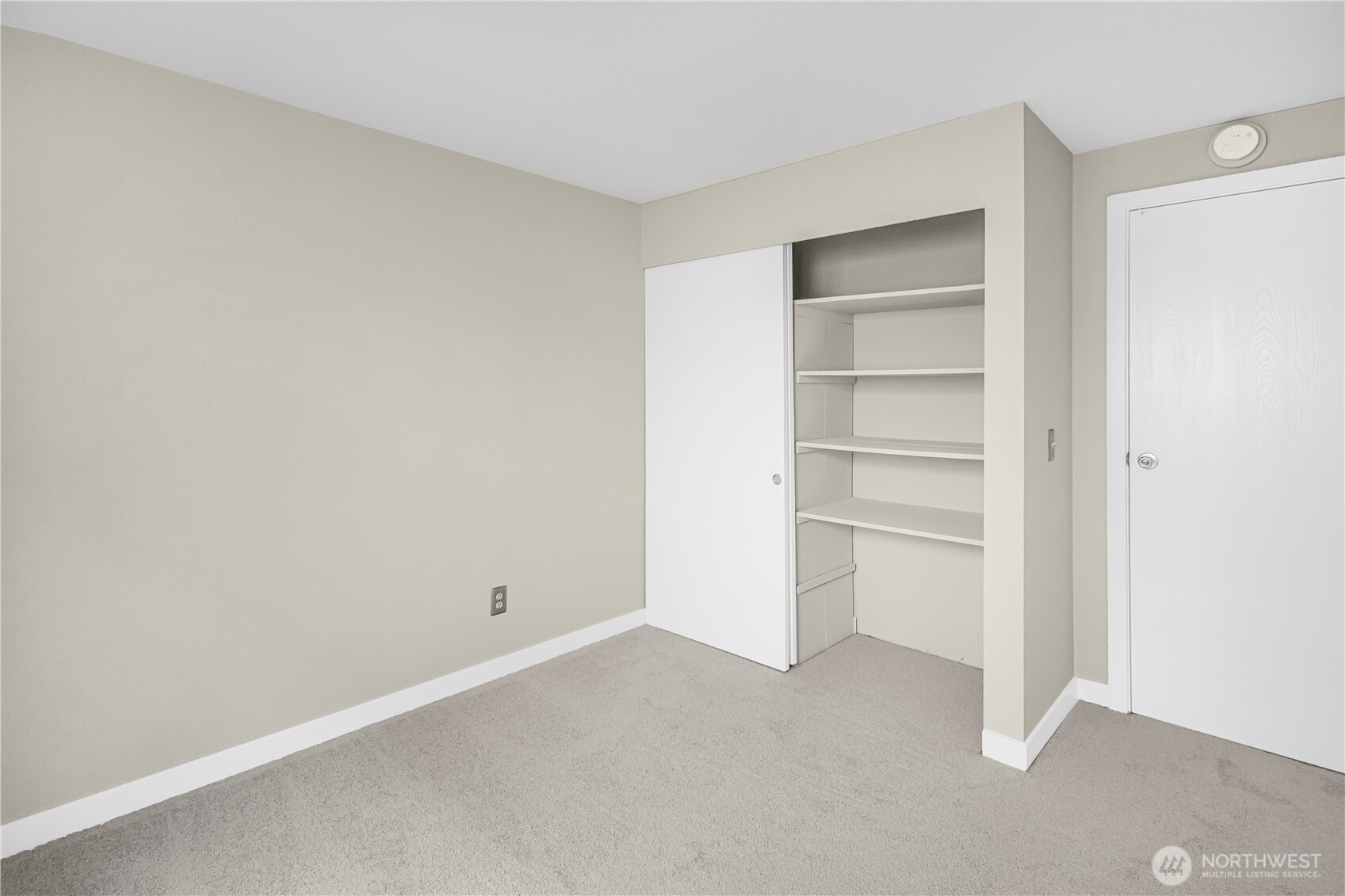 1301 South Puget Drive, Unit A16 Renton, WA 98055 - Photo 24 of 29