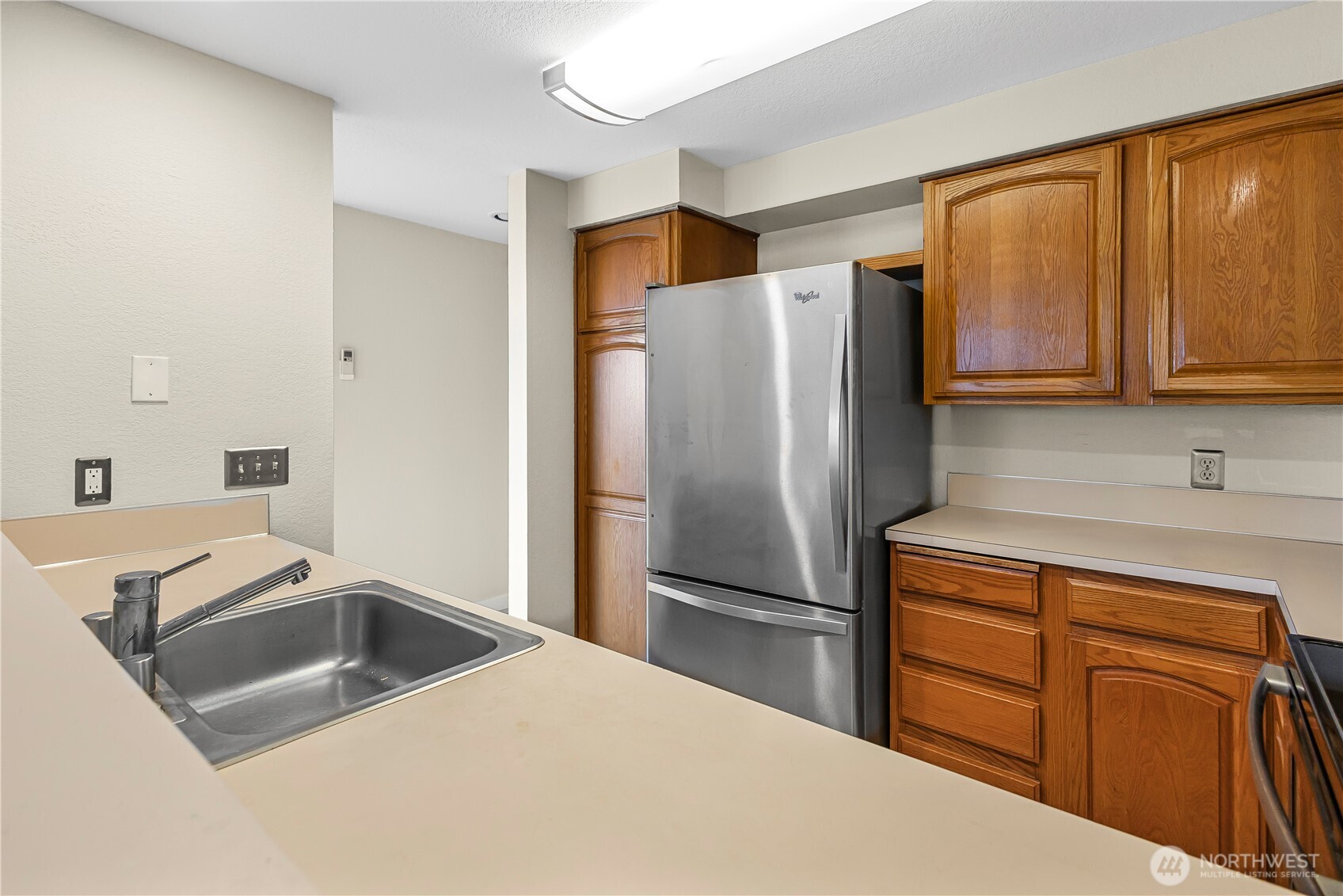 1301 South Puget Drive, Unit A16 Renton, WA 98055 - Photo 10 of 29