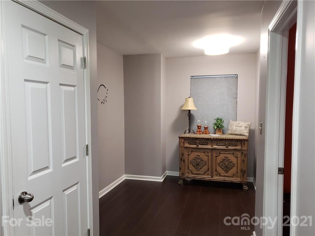 9503 Fernspray Road Charlotte, NC 28213 - Photo 21 of 36 Gallery Image 21