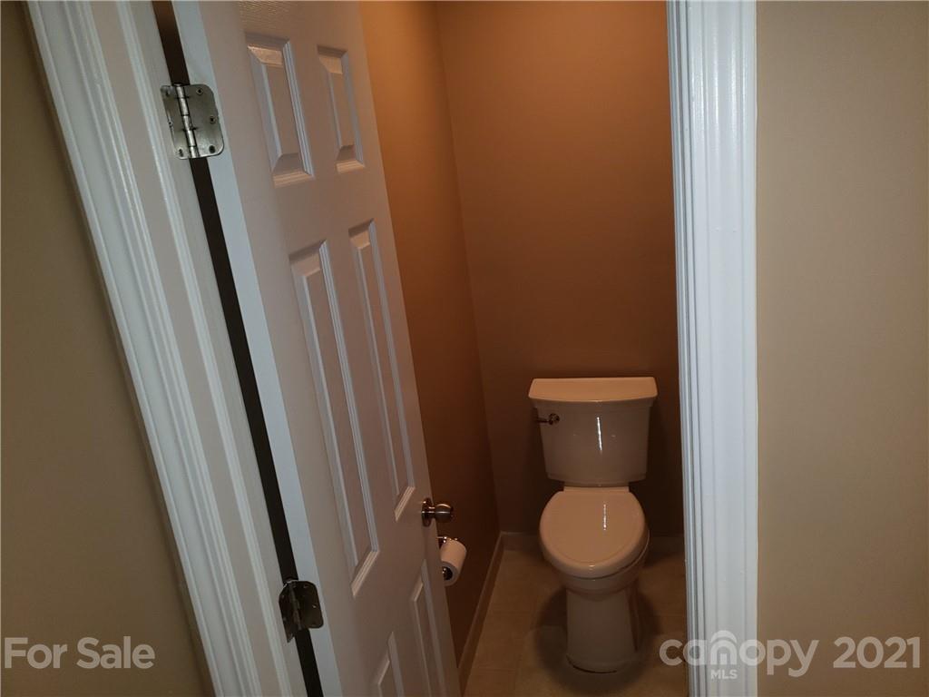 9503 Fernspray Road Charlotte, NC 28213 - Photo 29 of 36 Gallery Image 29