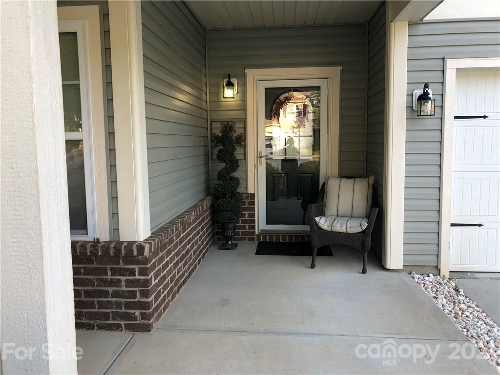 9503 Fernspray Road Charlotte, NC 28213 - Photo 4 of 36 Gallery Image 4