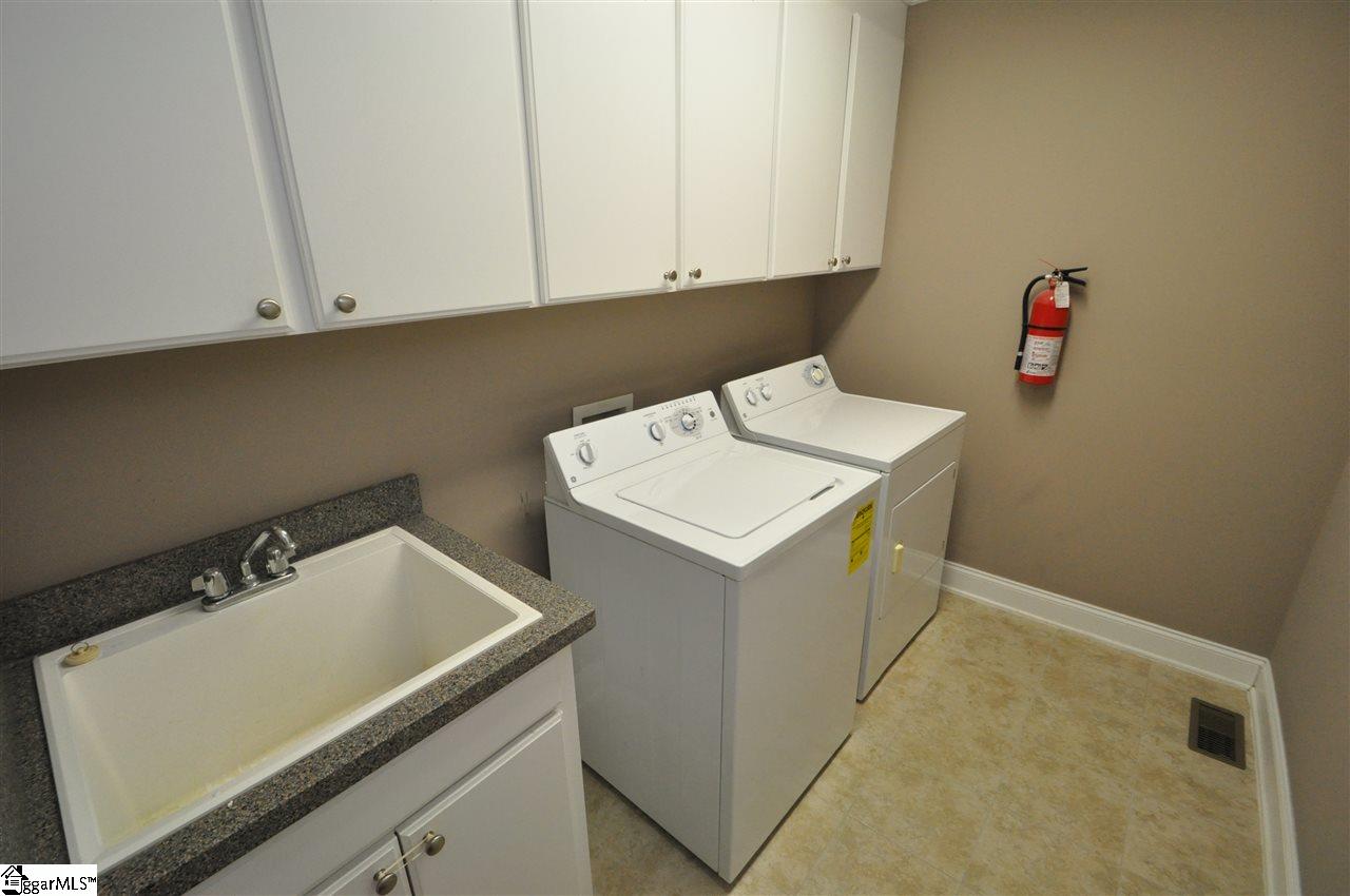 805 Miller Road Greenville, SC 29607 - Photo 15 of 34 Gallery Image 15