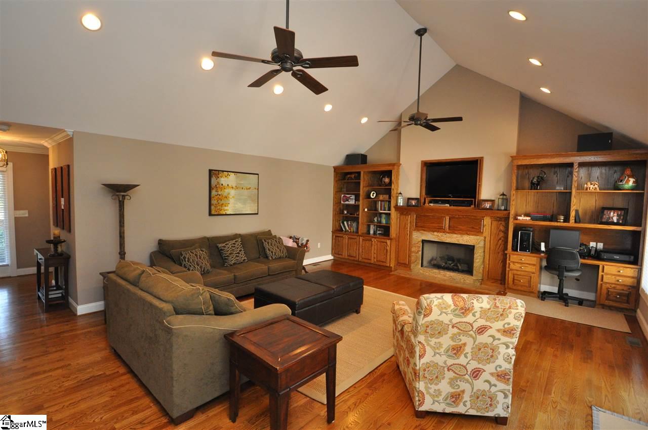 805 Miller Road Greenville, SC 29607 - Photo 5 of 34 Gallery Image 5