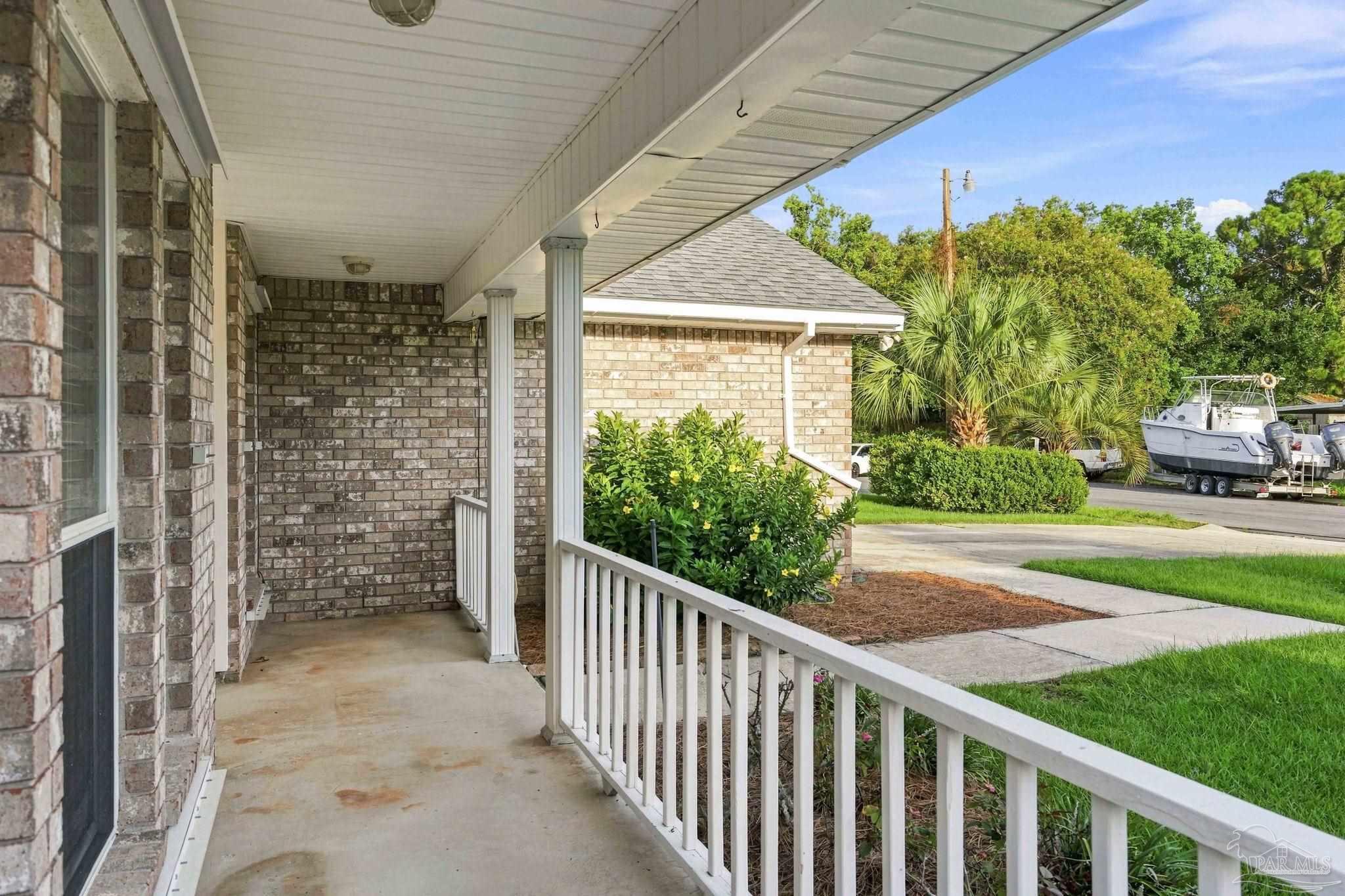3750 Sterling Point Road Gulf Breeze, FL 32563 - Photo 6 of 54 Gallery Image 6