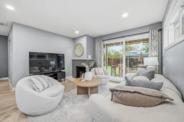 $1,490,000 | 2427 Holland Street, San Mateo, CA 94403
