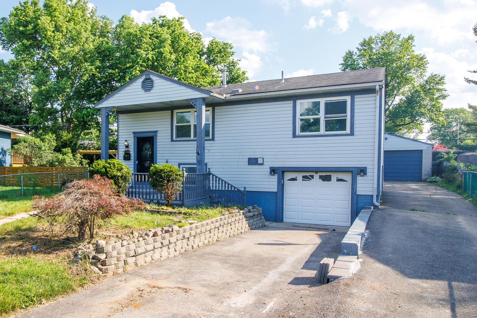 727 Ivorton Road South Columbus, OH 43207 - Photo 2 of 40 727 iverton-2