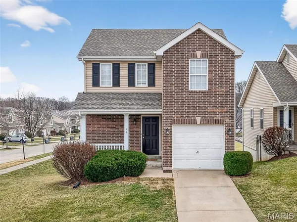 $325,000 | 10 Brushy Brook Court, O'Fallon, MO 63366