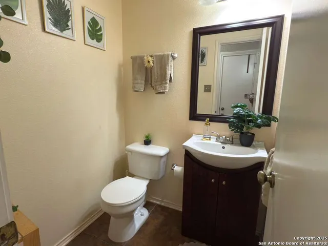 $230,000 | 6643 Beech Trail Drive, Converse, TX 78109