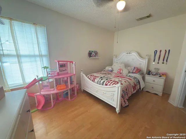 $230,000 | 6643 Beech Trail Drive, Converse, TX 78109