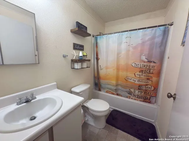 $230,000 | 6643 Beech Trail Drive, Converse, TX 78109