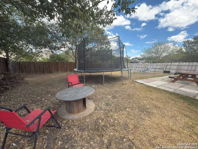 $230,000 | 6643 Beech Trail Drive, Converse, TX 78109