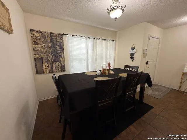 $230,000 | 6643 Beech Trail Drive, Converse, TX 78109