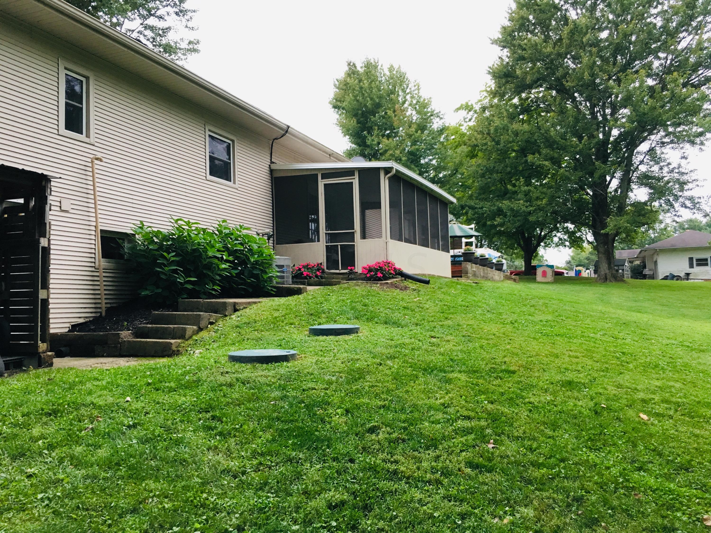 6265 Lock Road Centerburg, OH 43011 - Photo 4 of 25 Gallery Image 4