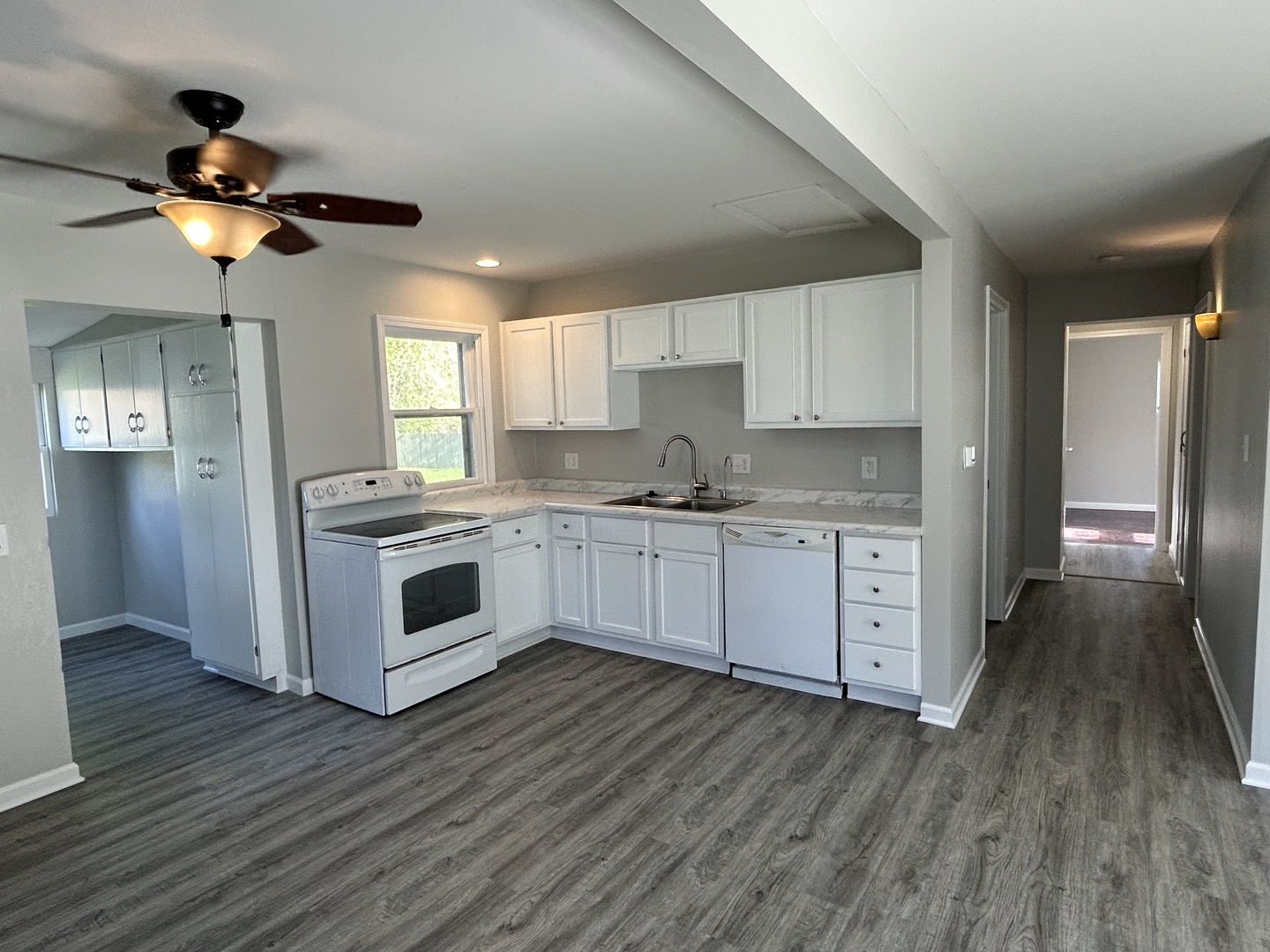 227 A Street Genoa, IL 60135 - Photo 3 of 10