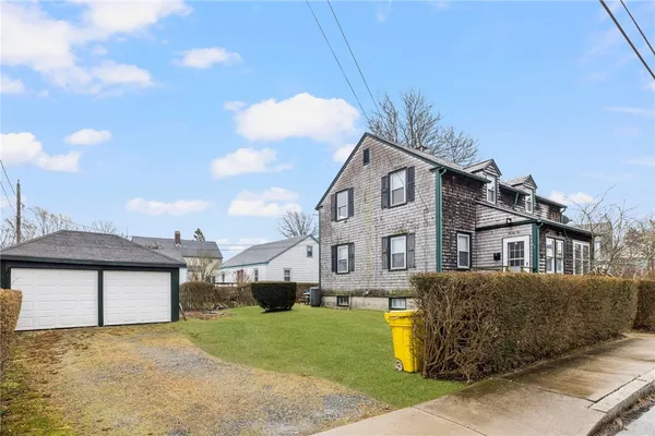 $2,900 | 24 Morgan Street, Newport, RI 02840