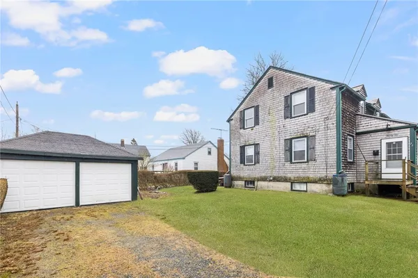 $2,900 | 24 Morgan Street, Newport, RI 02840