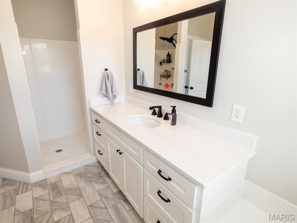 27650 Iowa Road Perry, MO 63462 - Photo 28 of 61