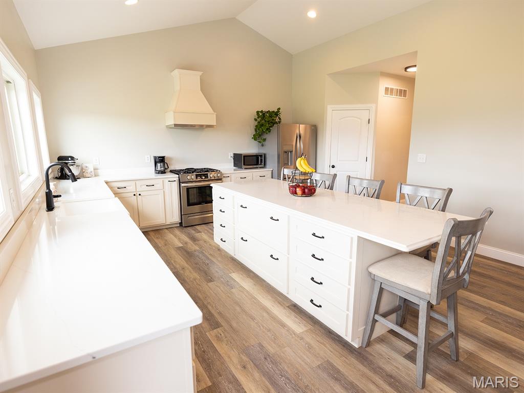 27650 Iowa Road Perry, MO 63462 - Photo 7 of 61