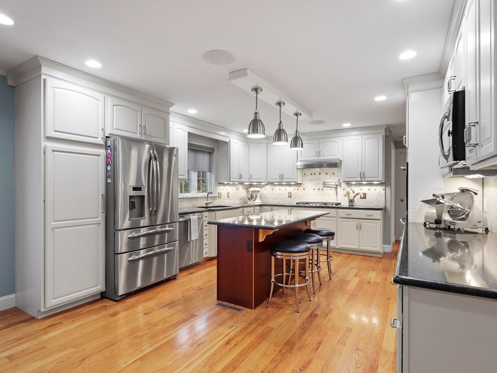 52 Highridge Road Bellingham, MA 02019 - Photo 3 of 30 Gallery Image 3