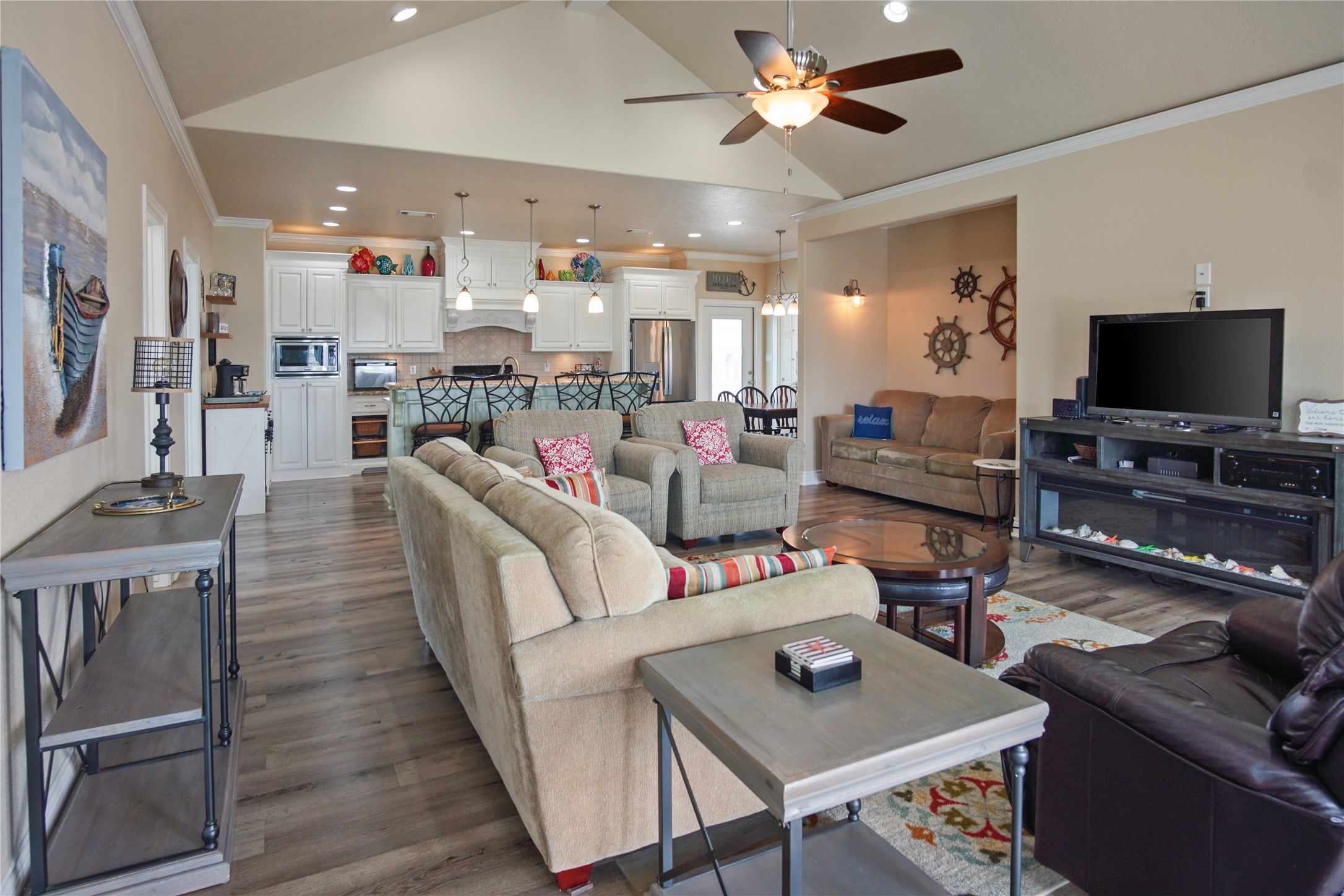 2566 Tide Road Crystal Beach, TX 77650 - Photo 11 of 48